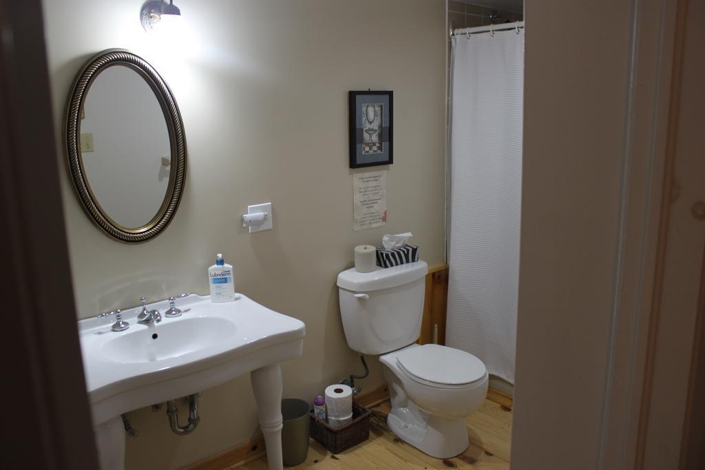 La Grange Country Inn Wakefield Εξωτερικό φωτογραφία