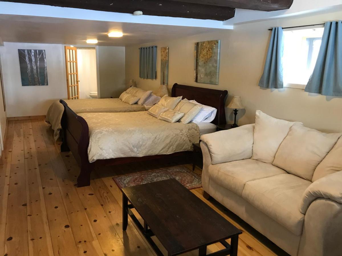 La Grange Country Inn Wakefield Εξωτερικό φωτογραφία